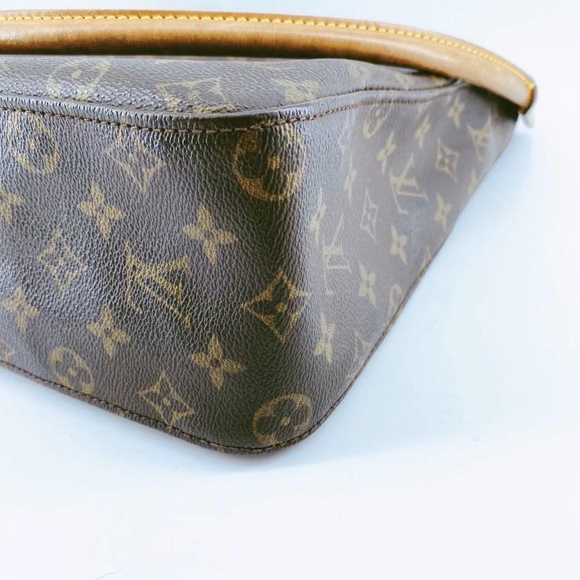 Sale! Louis Vuitton Looping GM - Picture 7 of 16